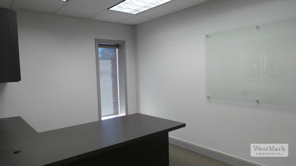 Remodeled Office Suite for Lease : 8207 Ithaca Ave, Lubbock, TX 79423